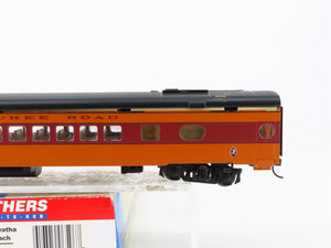 HO Scale Walthers 932-9200 MILW Milwaukee Road Hiawatha 52-Seat Coach Passenger