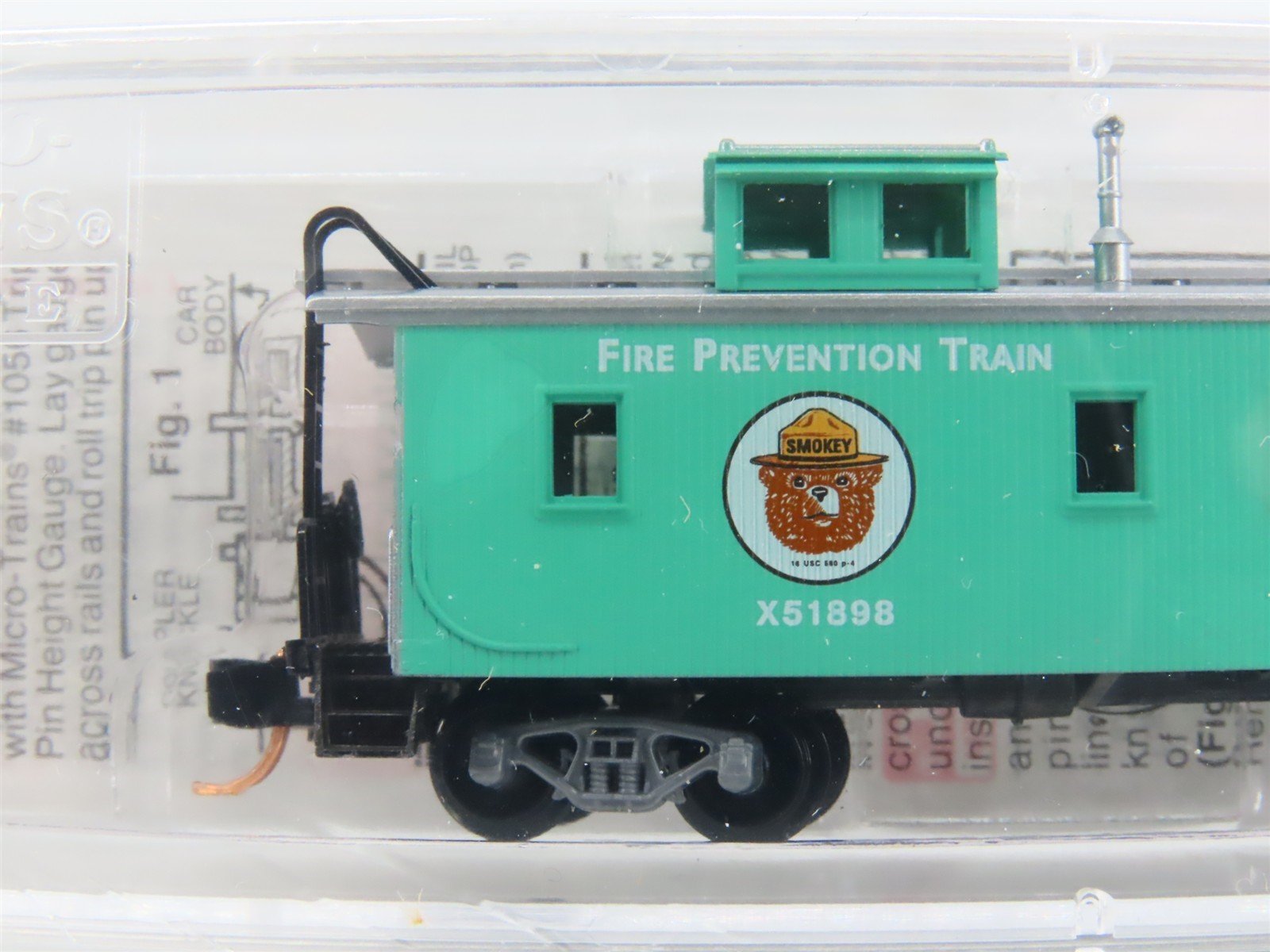 N Scale Micro-Trains 51210 USFS Smokey Bear 34' Wood Sheathed Caboose X51898 RTR
