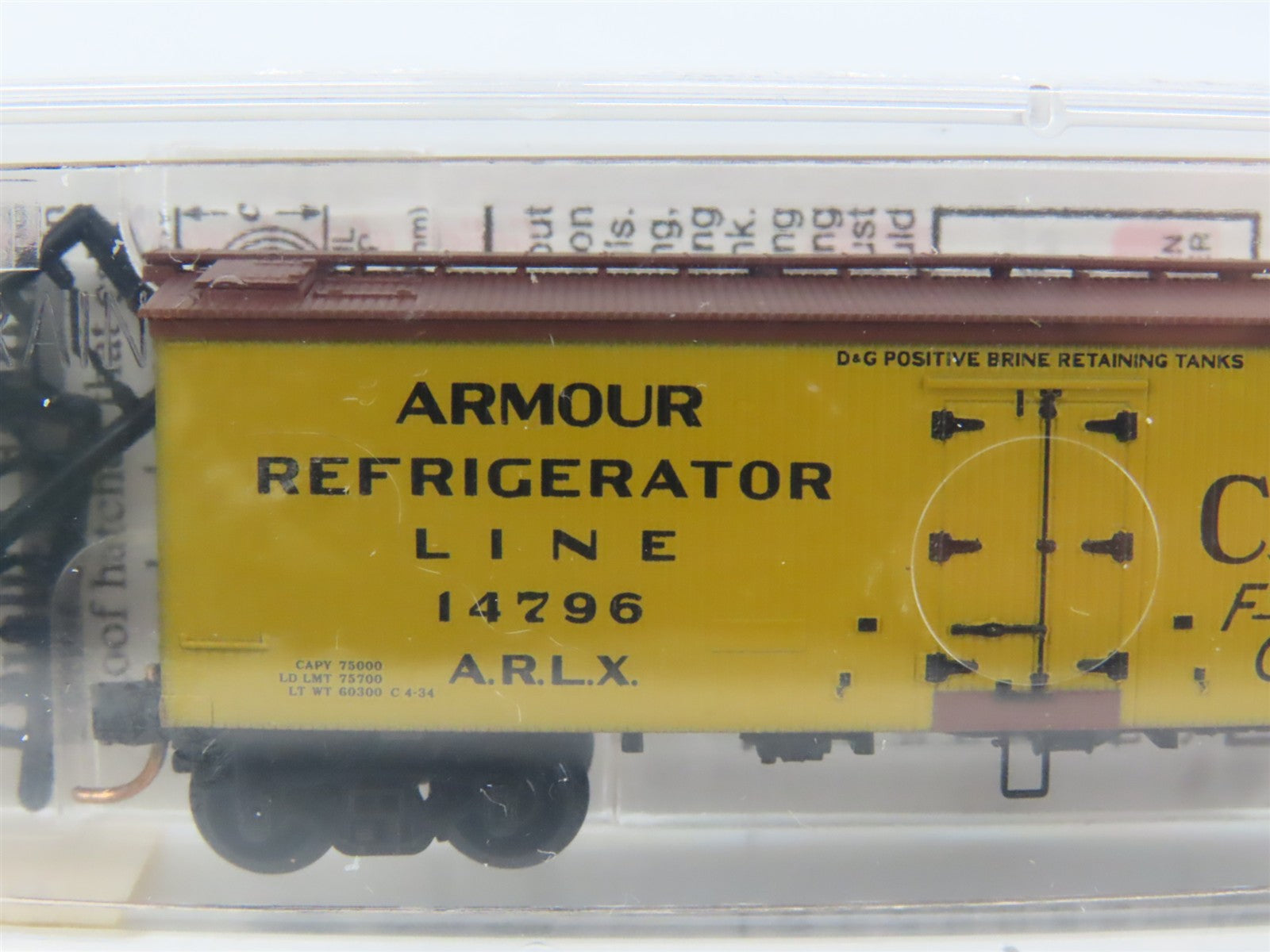 N Scale Micro-Trains 58550 ARLX Armour Refrigerator Line 36' Reefer 14796 RTR