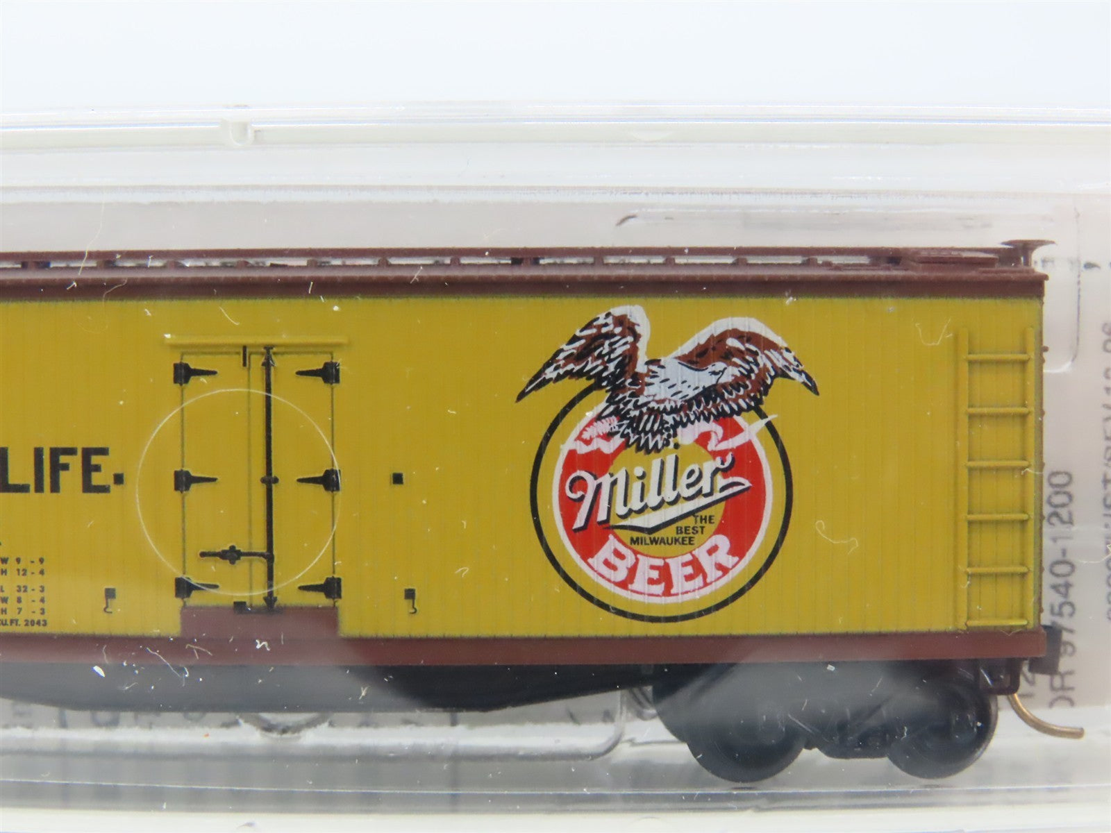 N Scale Micro-Trains MTL 49410 URTC Miller High Life 40' Reefer 93187 RTR