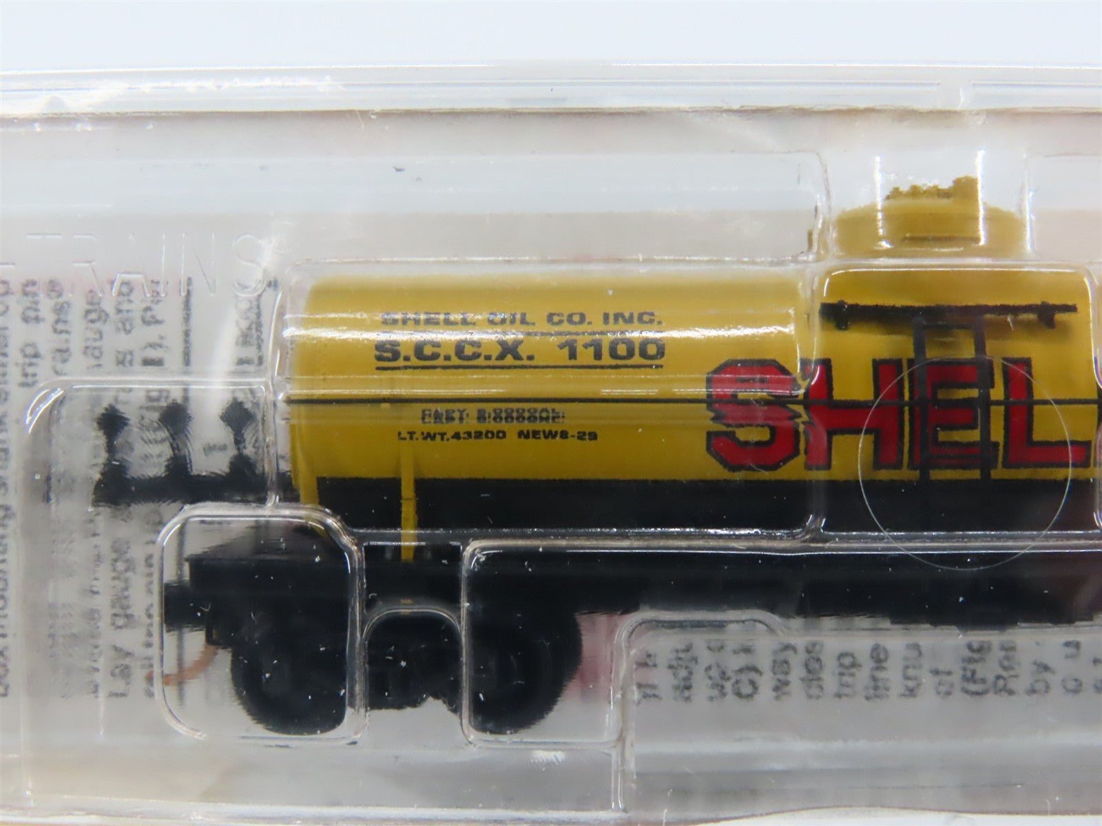 N Scale Micro-Trains MTL 65090/3 Shell Oil 39' Single Dome Tank Car #1100