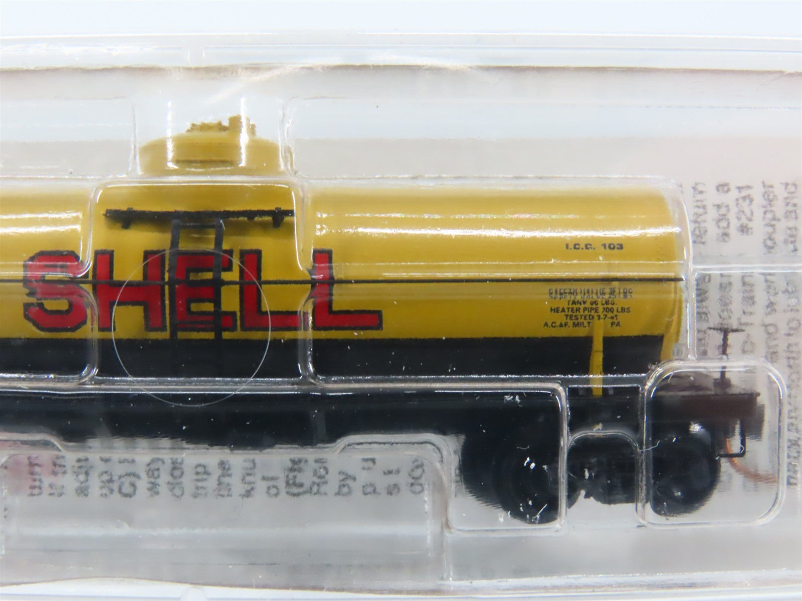 N Scale Micro-Trains MTL 65090/3 Shell Oil 39' Single Dome Tank Car #1100