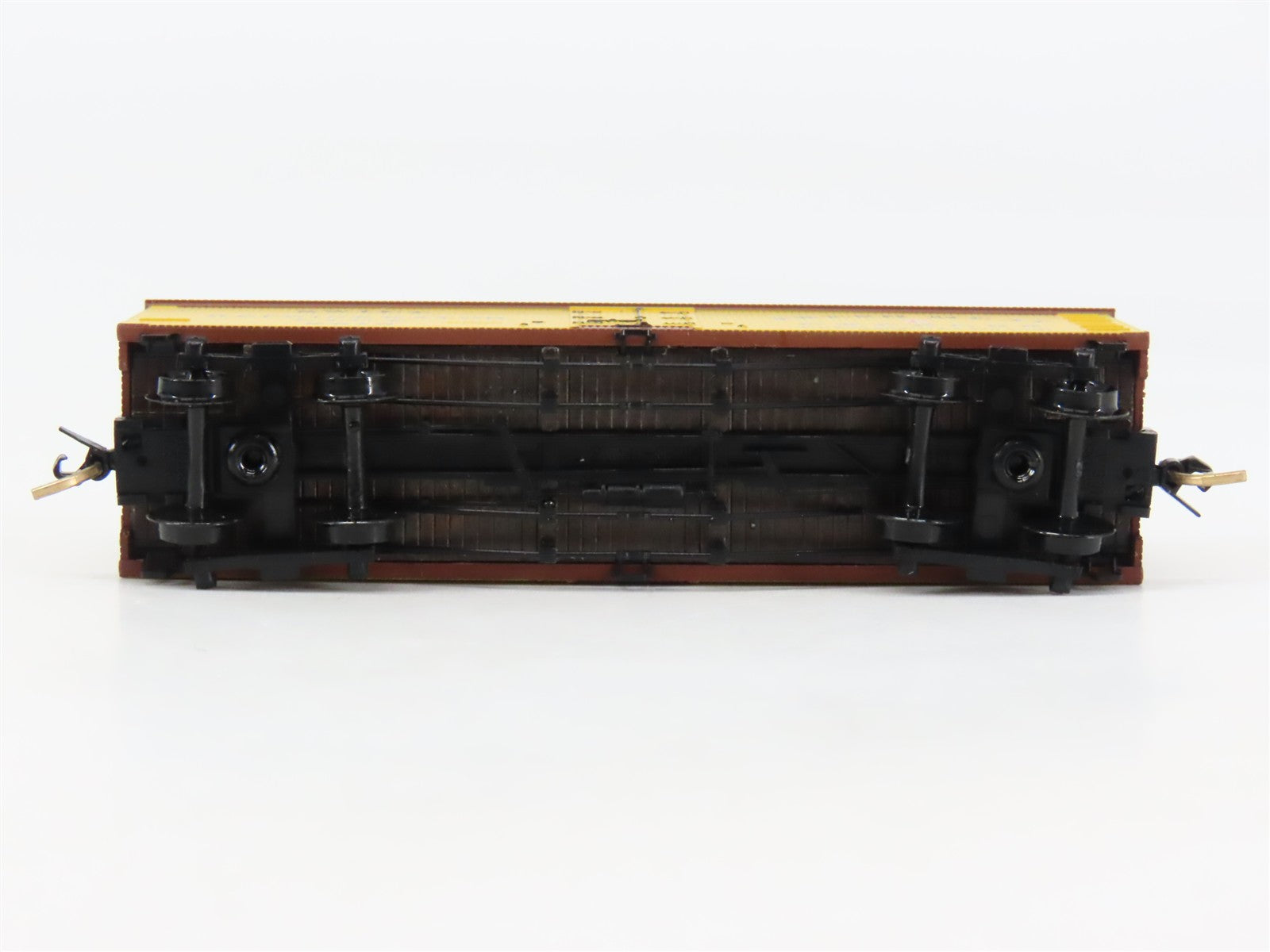 N Scale Micro-Trains 58010 SRL Swift Refrigerator Line 36' Reefer 2813 RTR