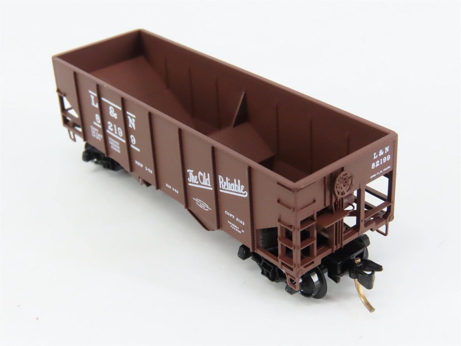 N Scale Micro-Trains MTL 56260 L&N The Old Reliable 2-Bay Open Hopper 82199 RTR