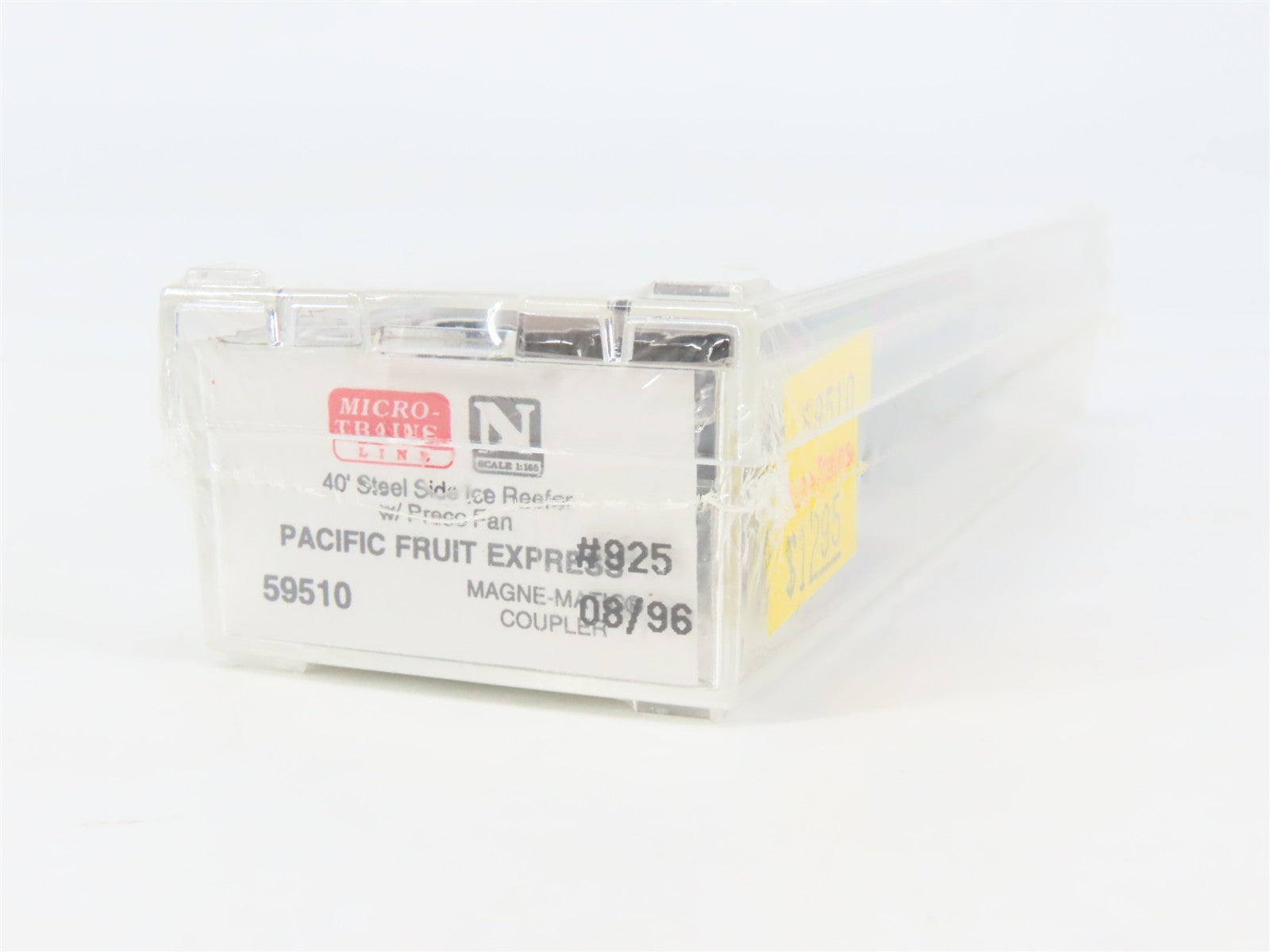 N Scale Micro-Trains 59510 Pacific Fruit Express 40' Steel Side Ice Reefer RTR