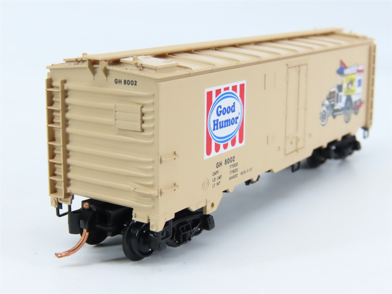 N Scale Micro-Trains 59580 GH Good Humor 40' Reefer 8002 RTR