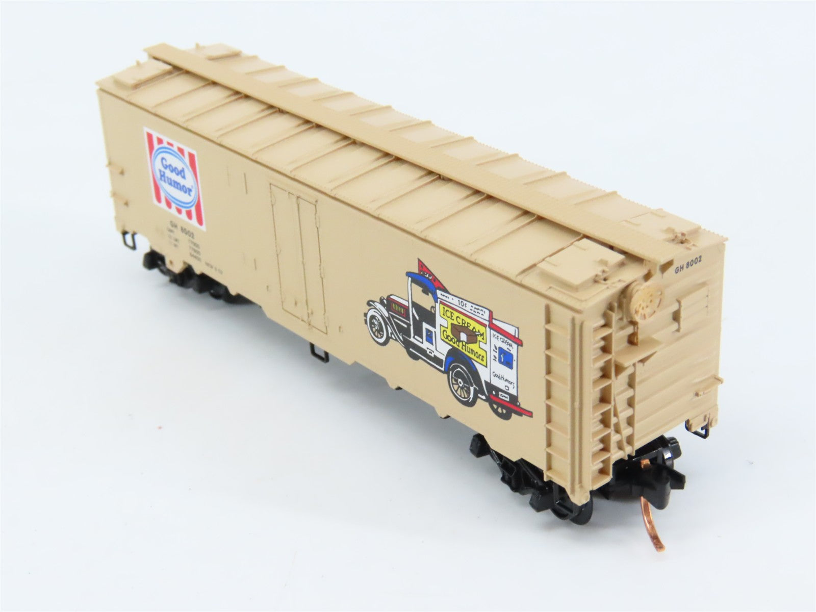 N Scale Micro-Trains 59580 GH Good Humor 40' Reefer 8002 RTR