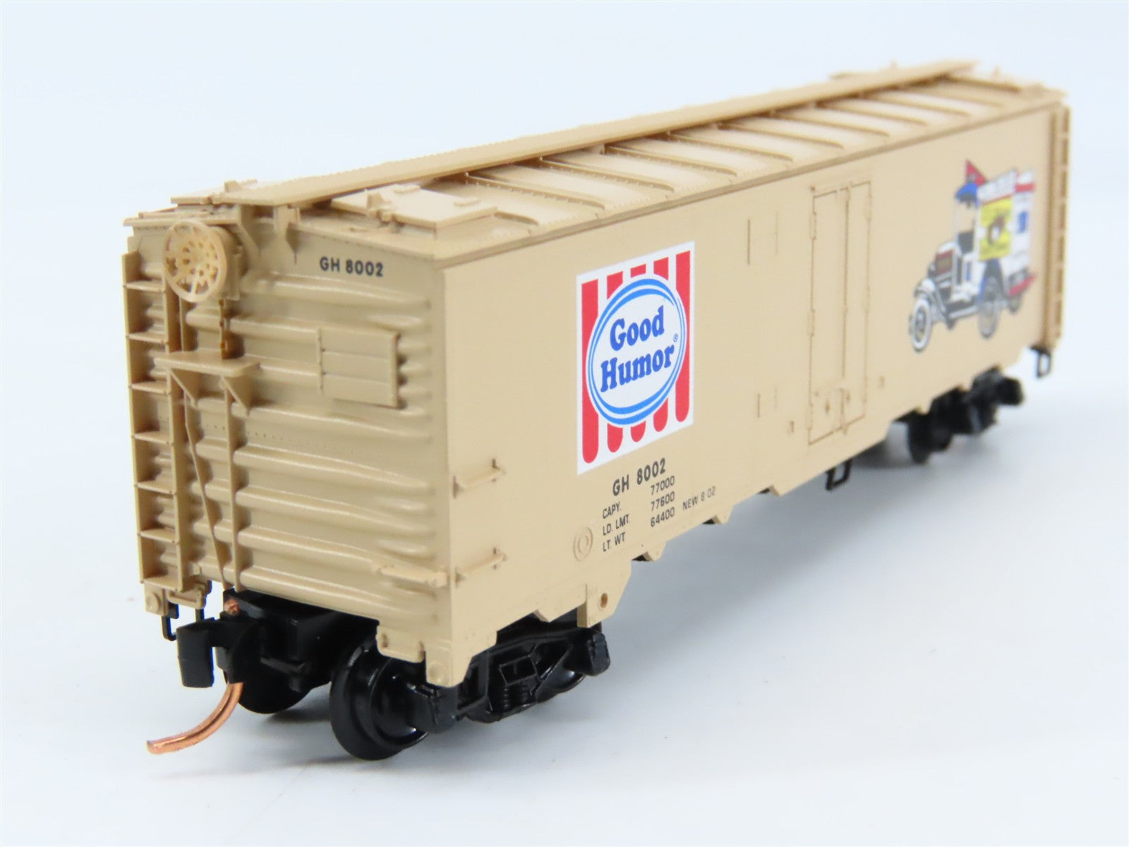 N Scale Micro-Trains 59580 GH Good Humor 40' Reefer 8002 RTR