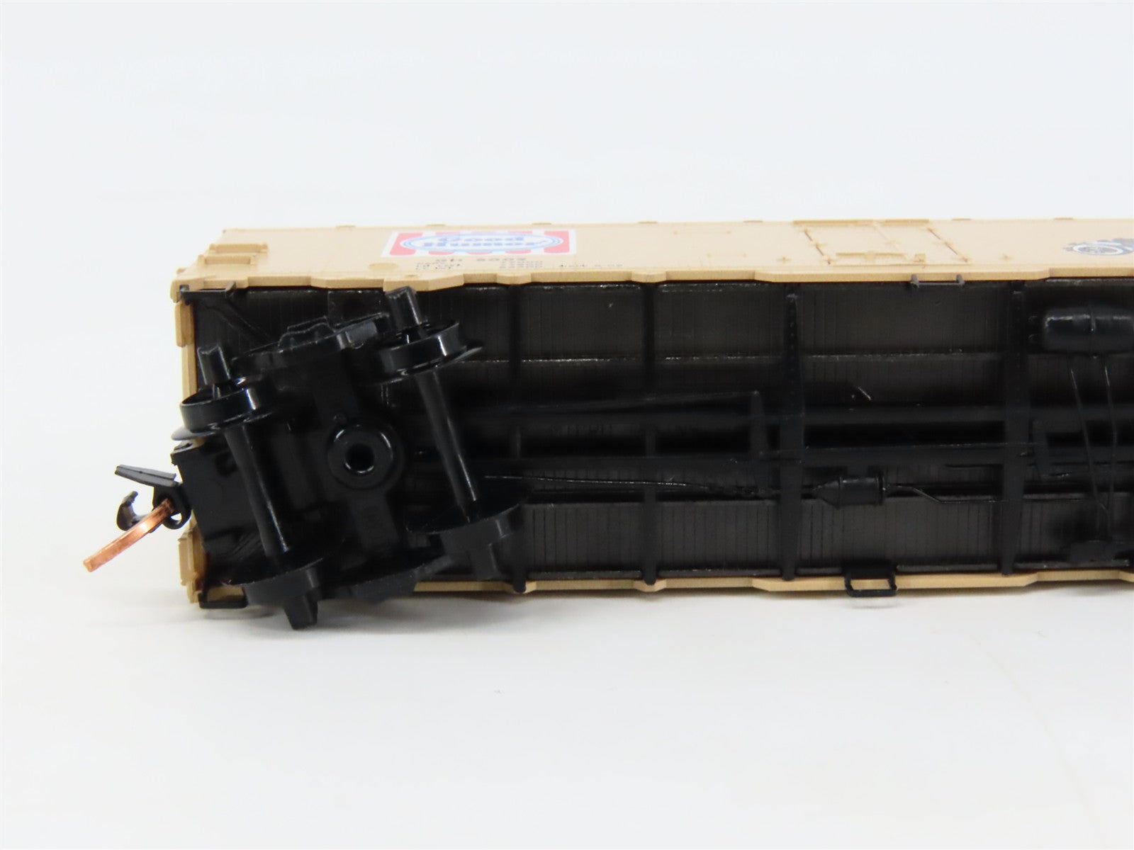 N Scale Micro-Trains 59580 GH Good Humor 40' Reefer 8002 RTR