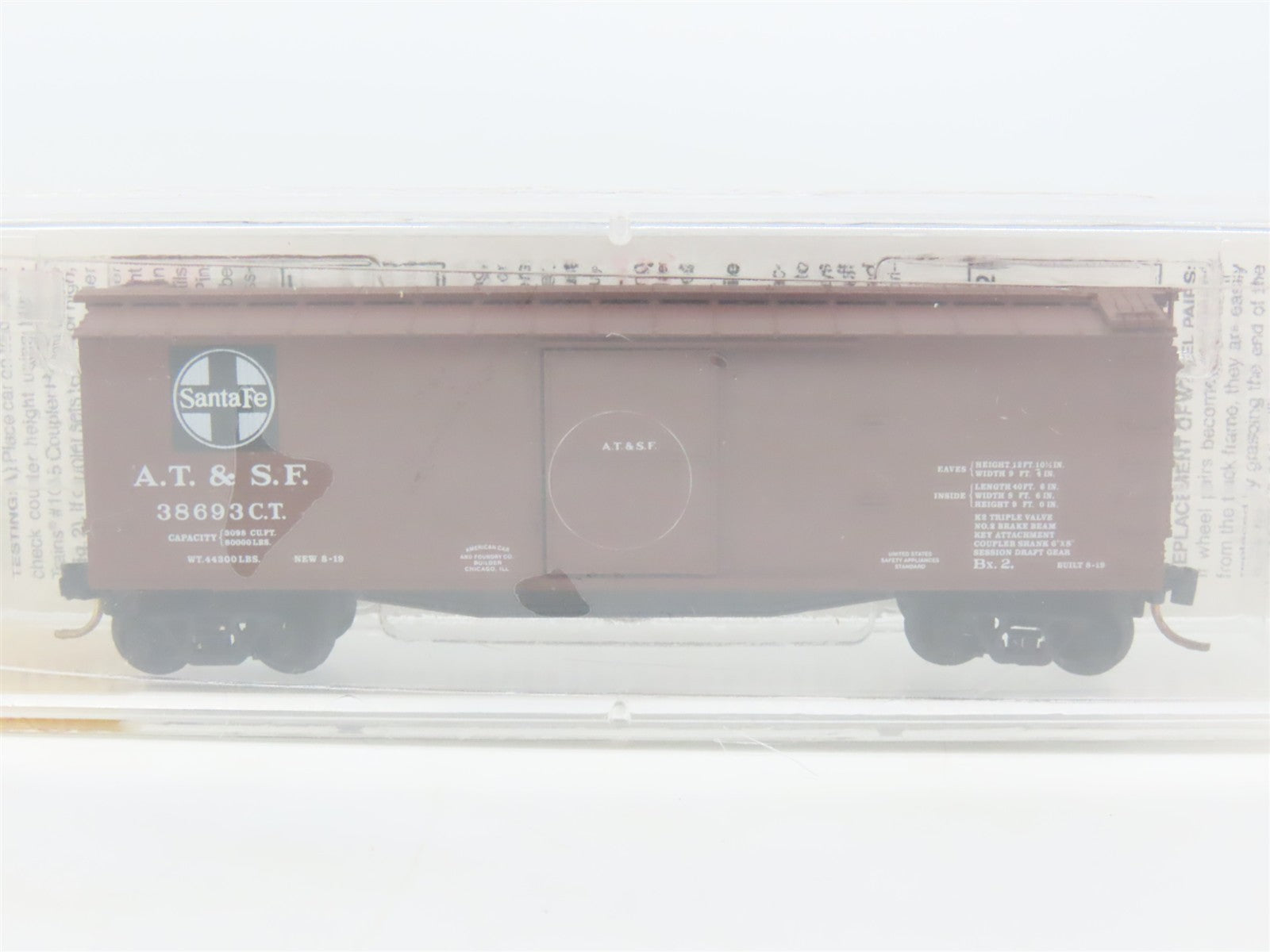 N Scale Micro-Trains 39060 ATSF Santa Fe 40' Wood Box Car #38693 C.T. RTR