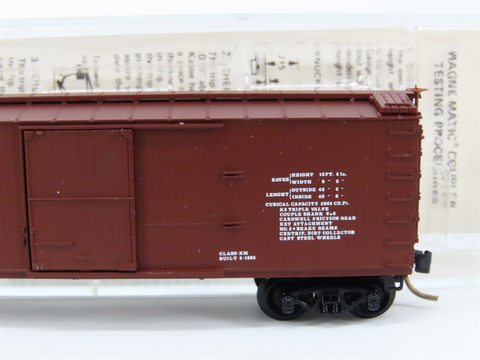 N Scale Micro-Trains 39070 Delaware, Lackawanna & Western 40' Box Car RTR