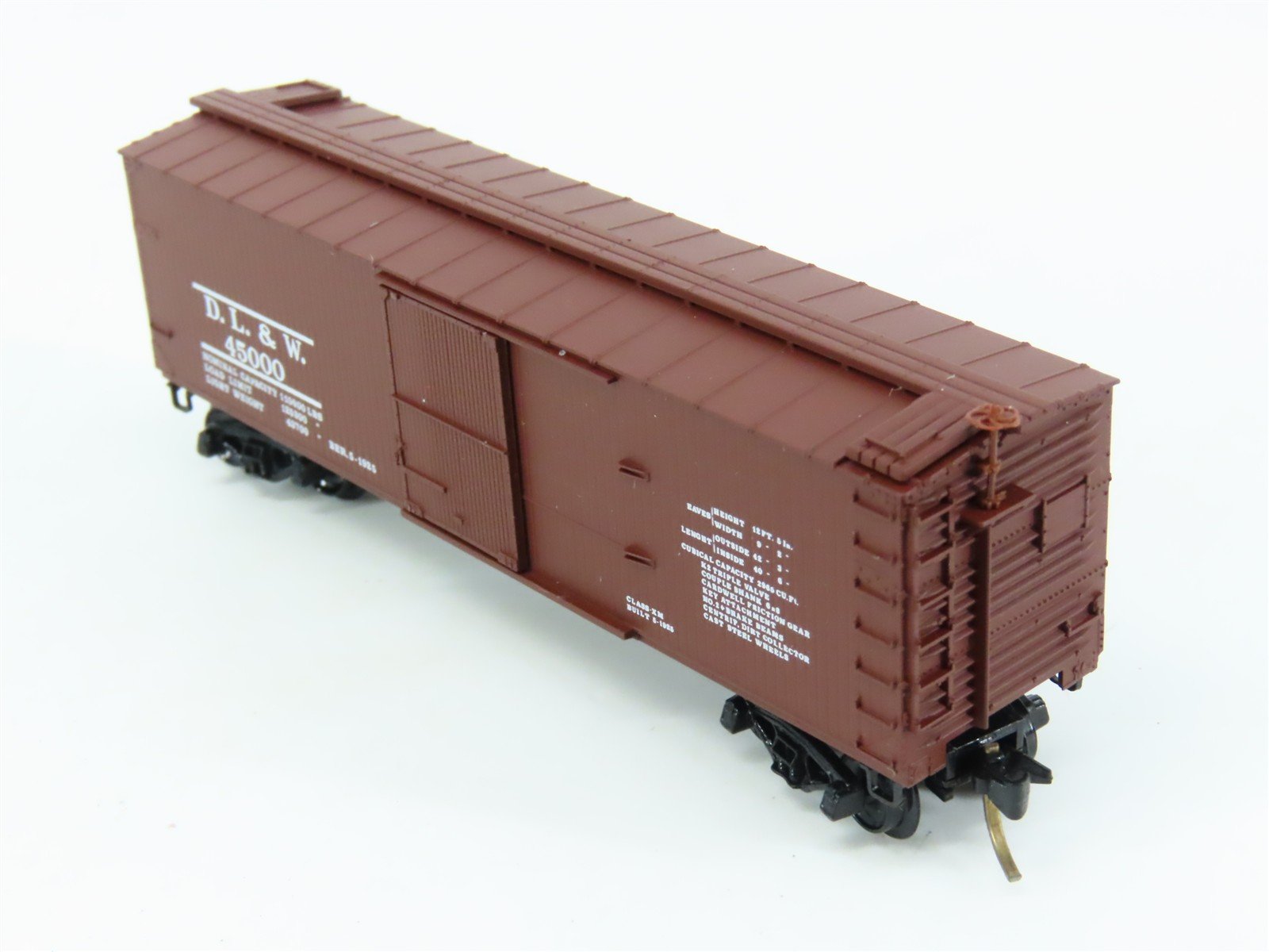 N Scale Micro-Trains 39070 Delaware, Lackawanna & Western 40' Box Car RTR