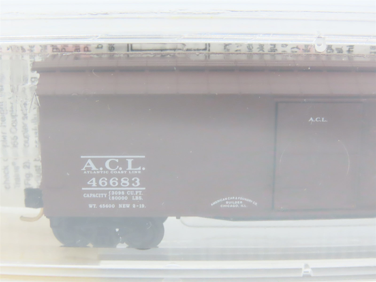 N Scale Micro-Trains 39080 ACL Atlantic Coast Line 40' Box Car 46683 RTR