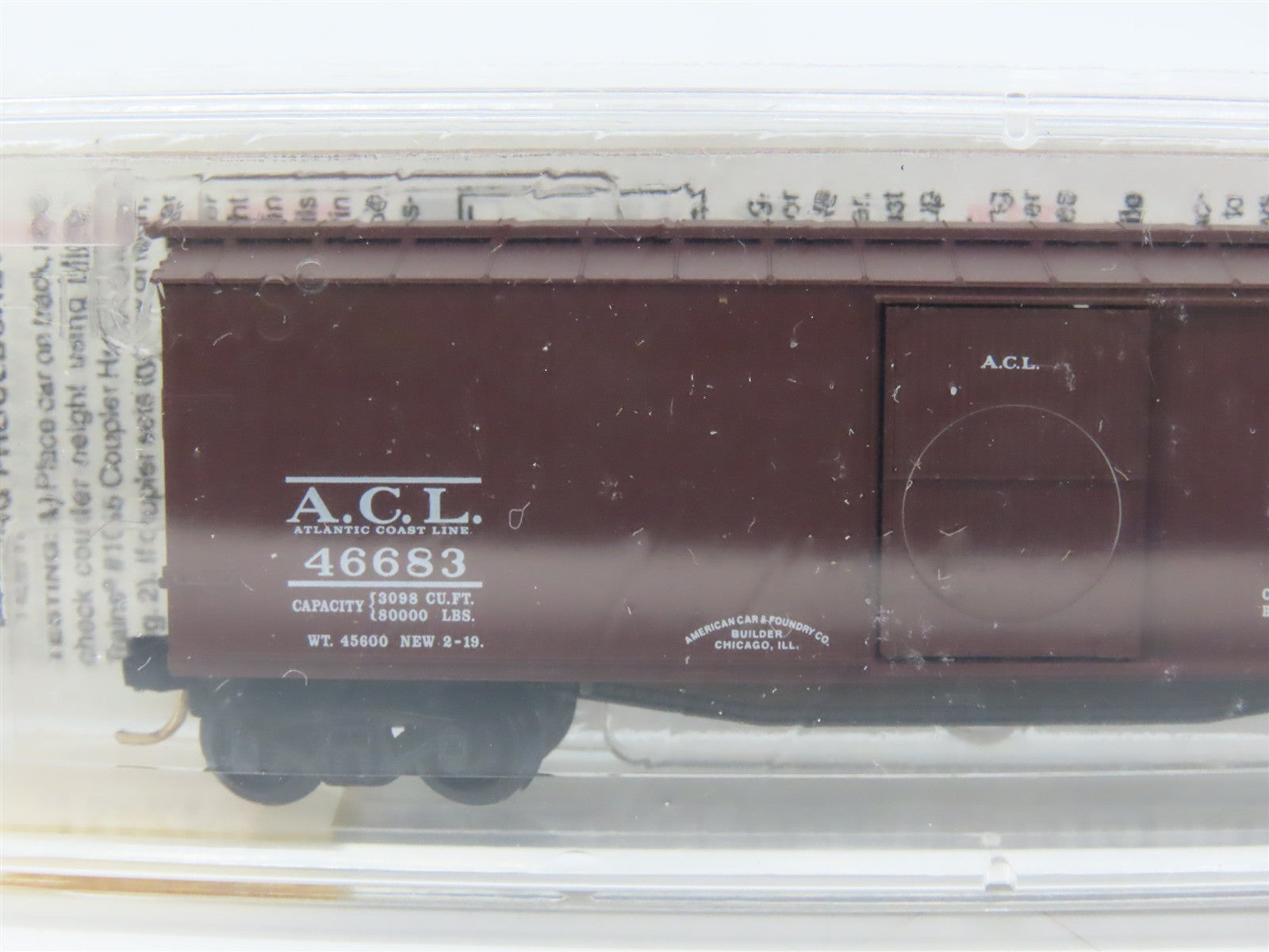 N Scale Micro-Trains 39080 ACL Atlantic Coast Line 40' Box Car 46683 RTR