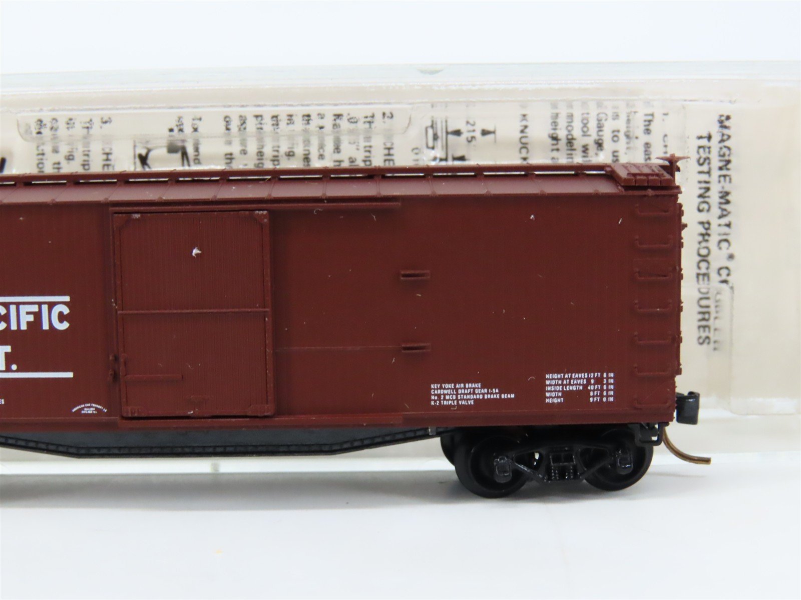 N Scale Micro-Trains 39090 MP Missouri Pacific 40' Box Car 45231 RTR