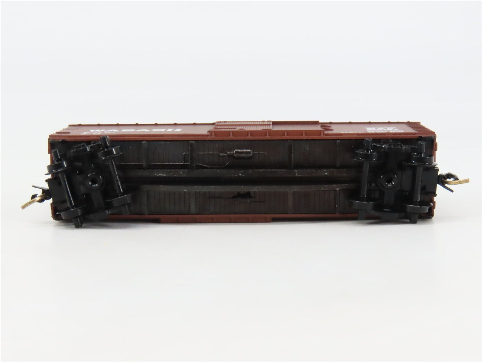 N Scale Micro-Trains 39120 WAB Wabash 40' Box Car 80027 RTR