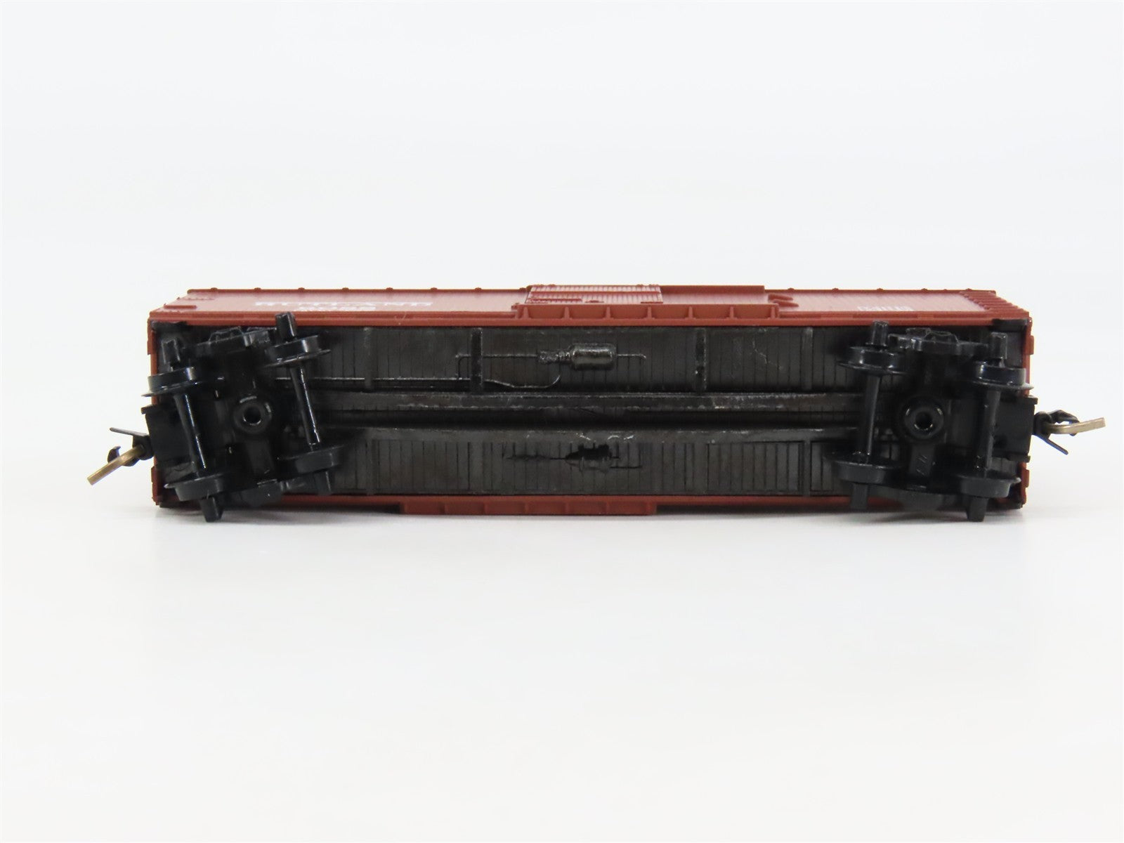 N Scale Micro-Trains 39130 RUT Rutland 40' Box Car 6088 RTR