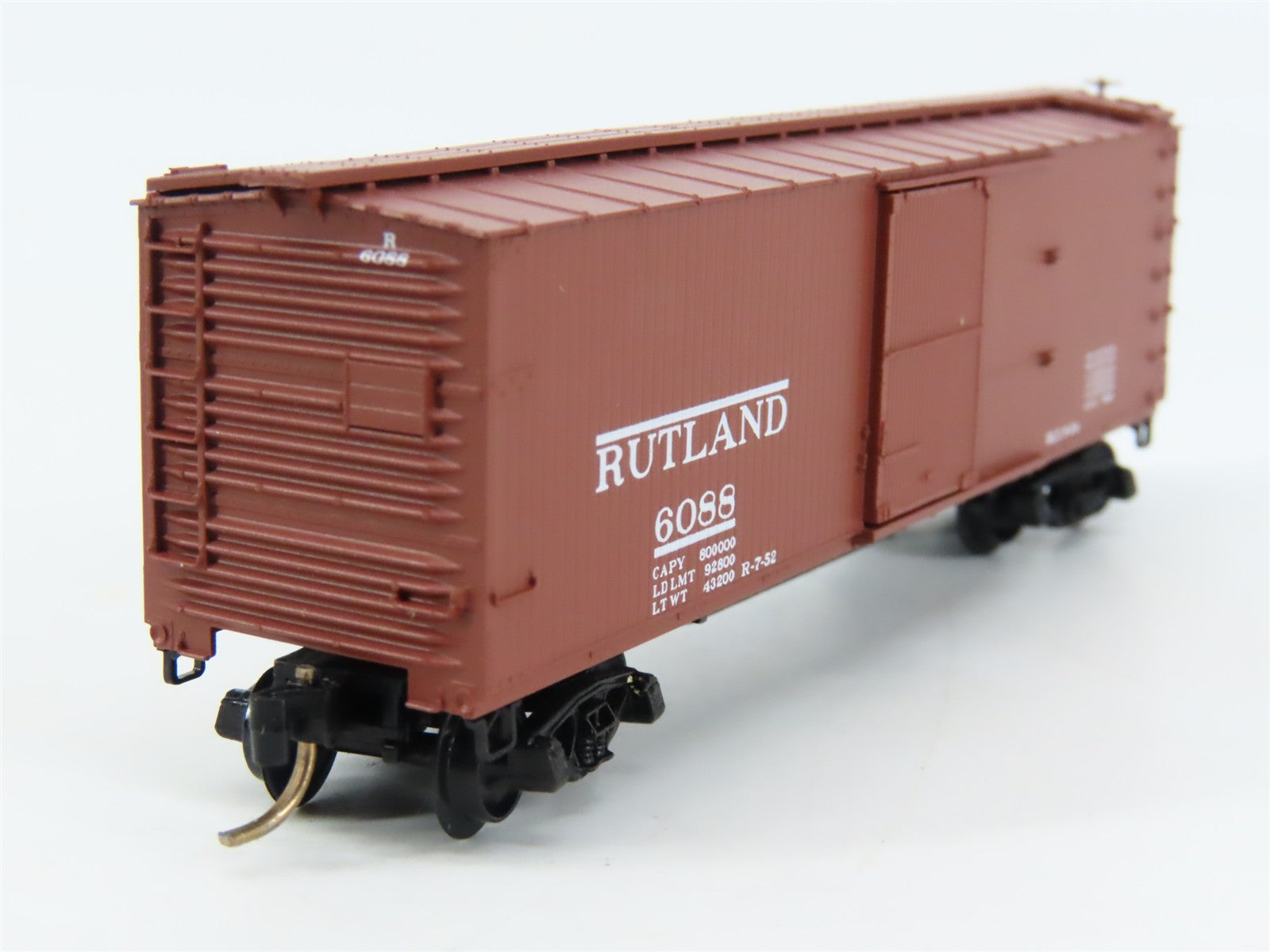 N Scale Micro-Trains 39130 RUT Rutland 40' Box Car 6088 RTR