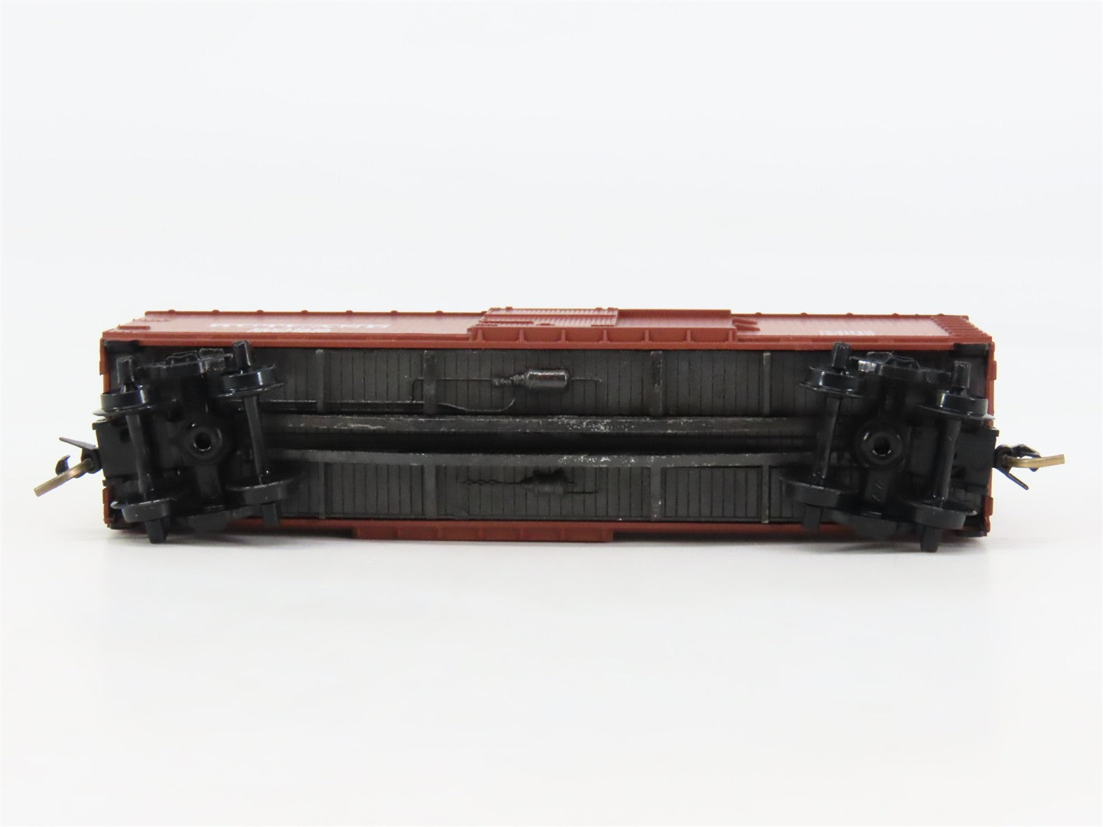 N Scale Micro-Trains 39130 RUT Rutland 40' Box Car 6088 RTR