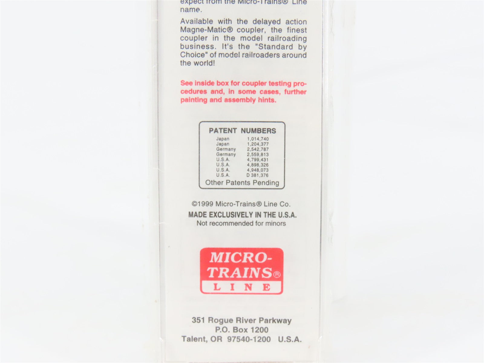 N Scale Micro-Trains 39160 CNW Chicago & North Western 40' Box Car 142200 RTR