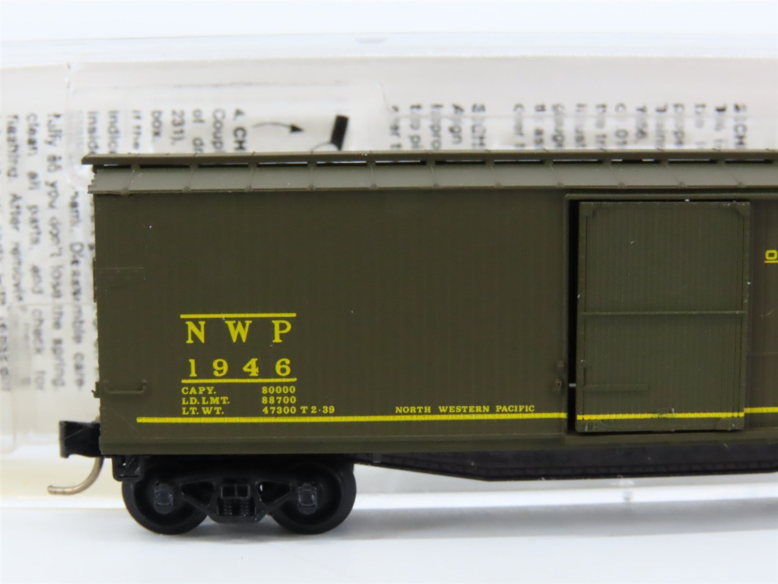 N Scale Micro-Trains 39140 NWP Northwestern Pacific Overnight 40' Box Car 1946