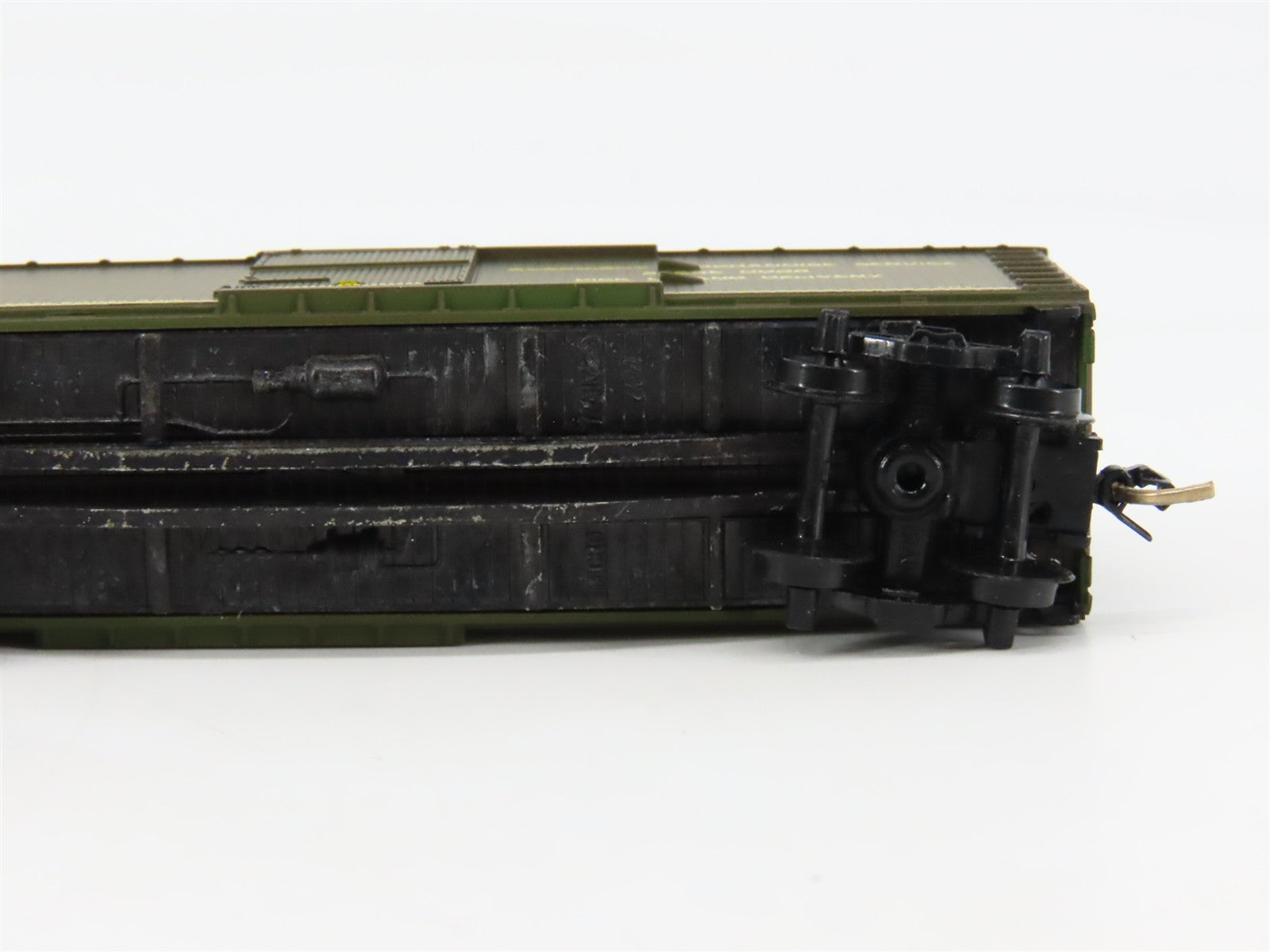 N Scale Micro-Trains 39140 NWP Northwestern Pacific Overnight 40' Box Car 1946
