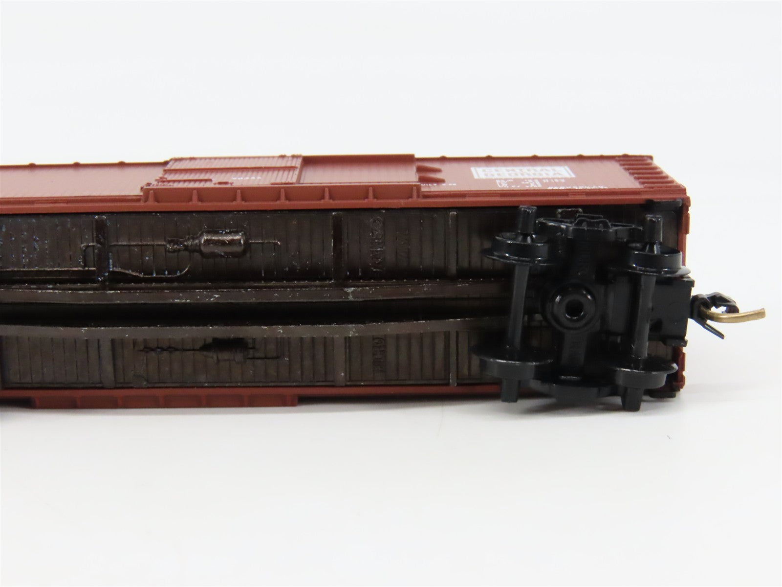 N Scale Micro-Trains 39150 CG Central of Georgia 40' Box Car 40247 RTR
