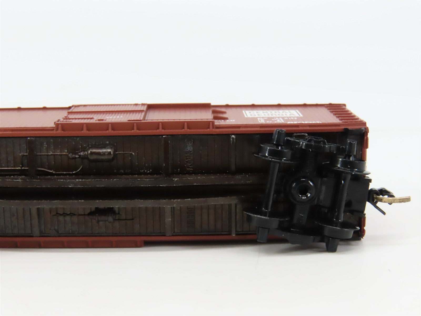 N Scale Micro-Trains 38150 CG Central of Georgia 40' Box Car 40247 RTR
