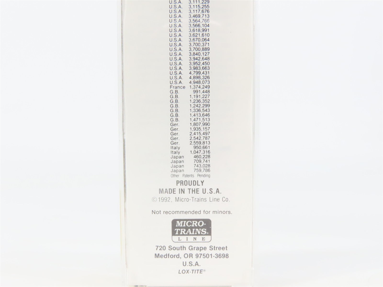N Scale Micro-Trains 42010 Stark Bro's 40' Box Car 22 RTR