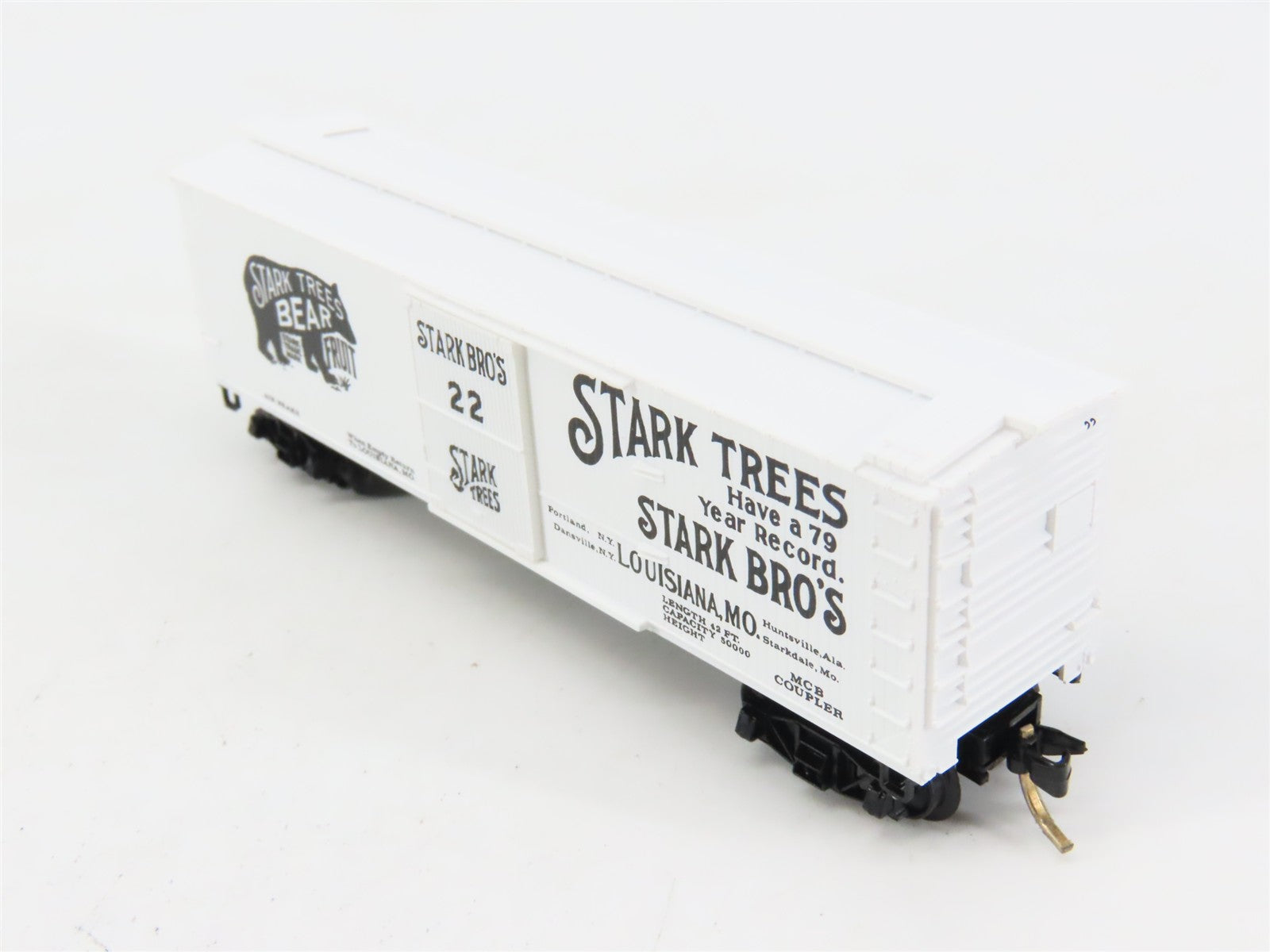 N Scale Micro-Trains 42010 Stark Trees 40' Box Car 22 RTR