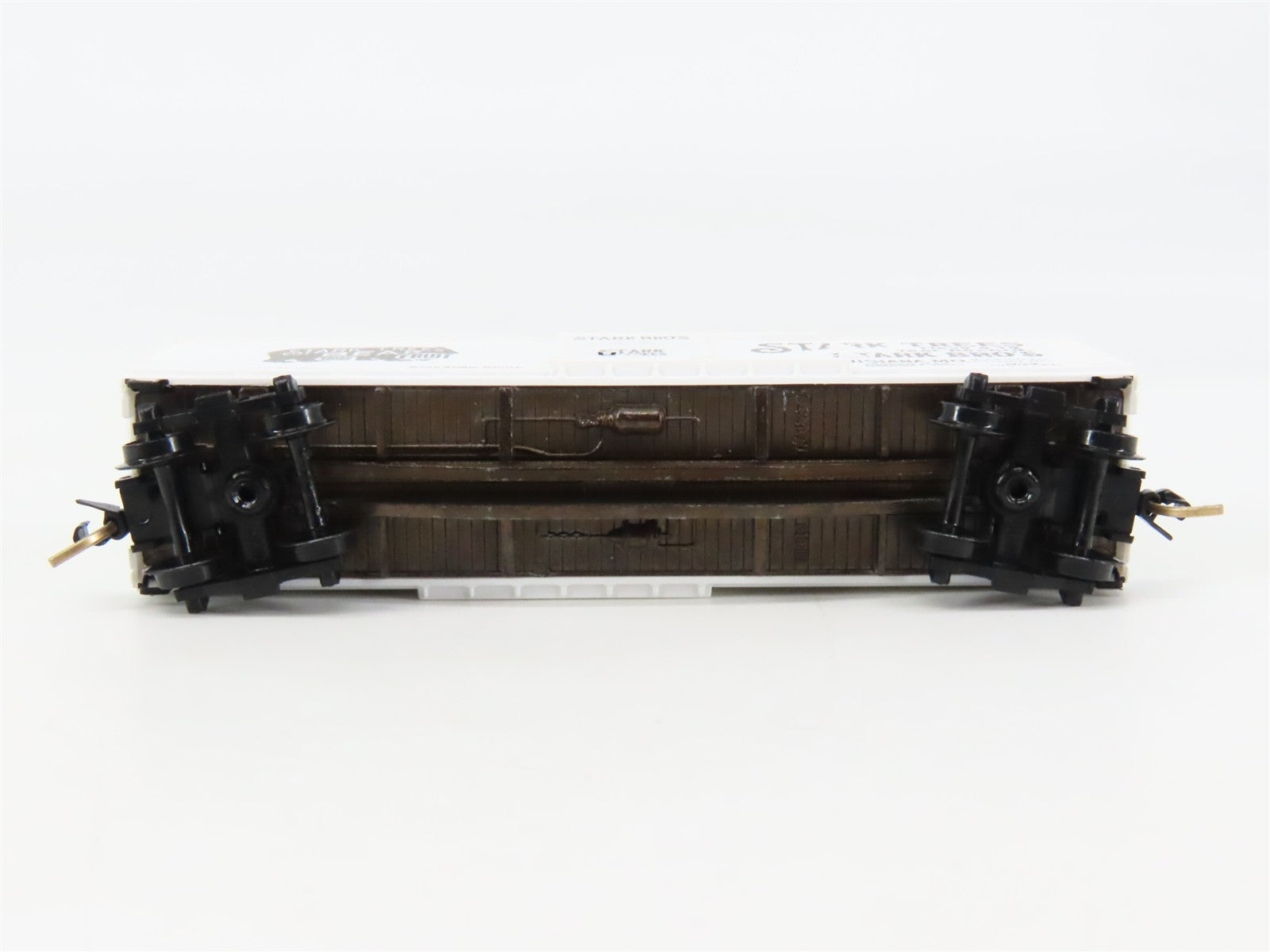 N Scale Micro-Trains 42010 Stark Trees 40' Box Car 22 RTR