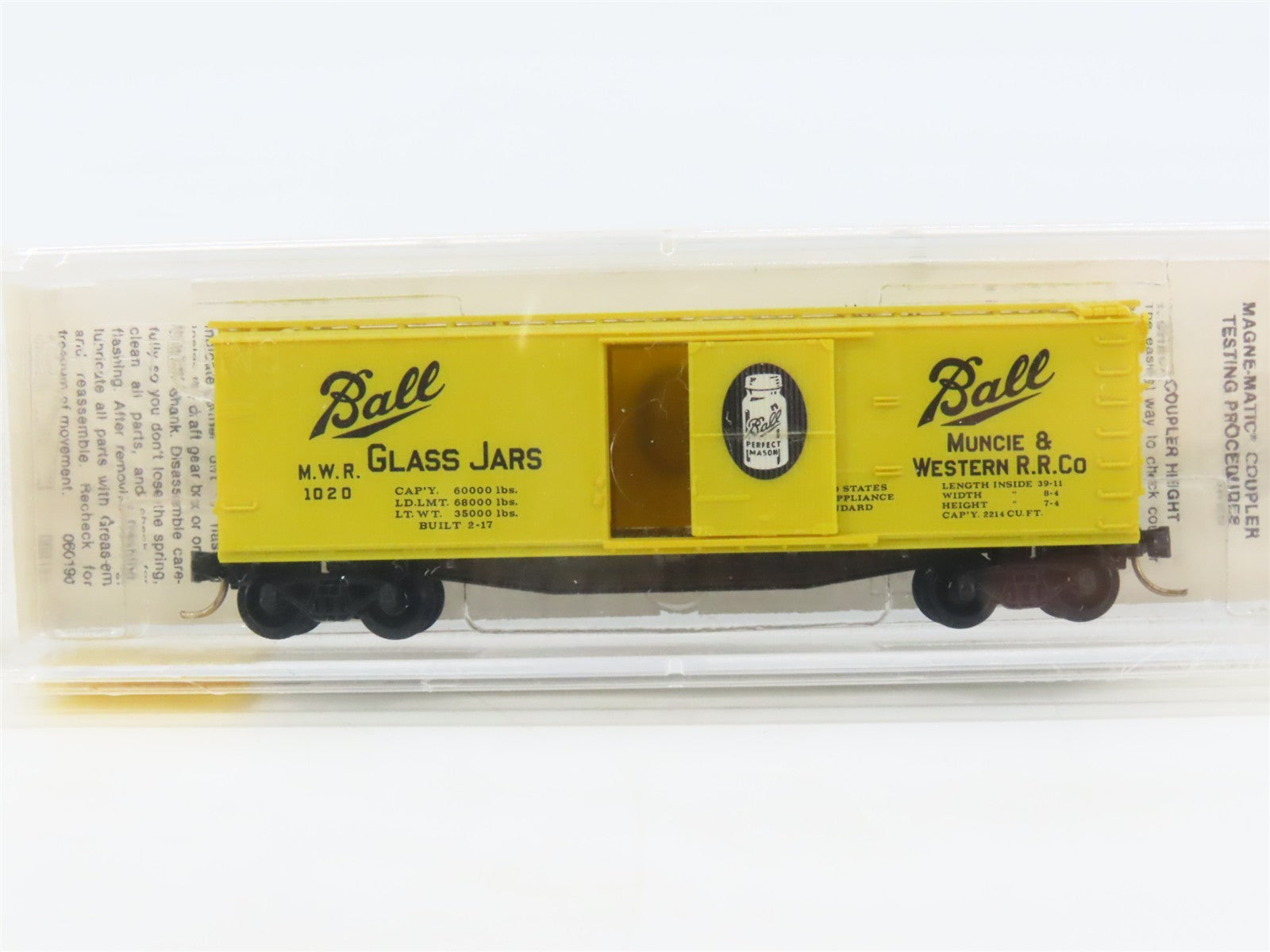 N Scale Micro-Trains 42030 MWR Ball Glass Jars 40' Single Door Box Car 1020 RTR