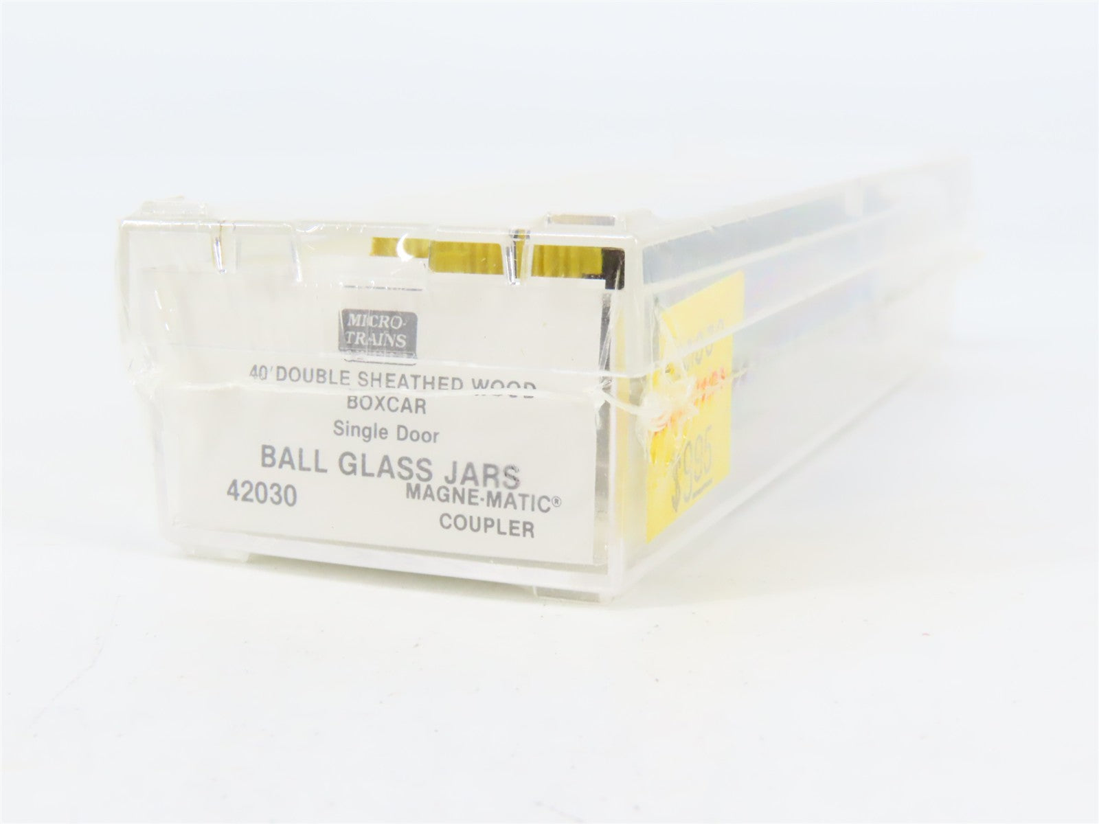 N Scale Micro-Trains 42030 MWR Ball Glass Jars 40' Single Door Box Car 1020 RTR