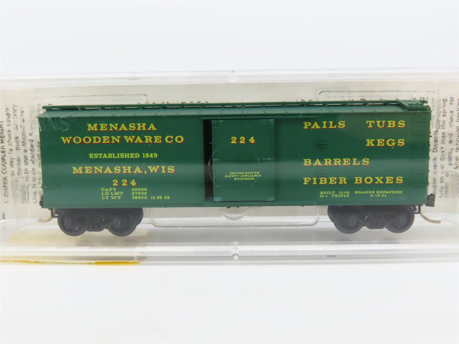 N Scale Micro-Trains 42040 Menasha Woodenware 40' Box Car 224 RTR