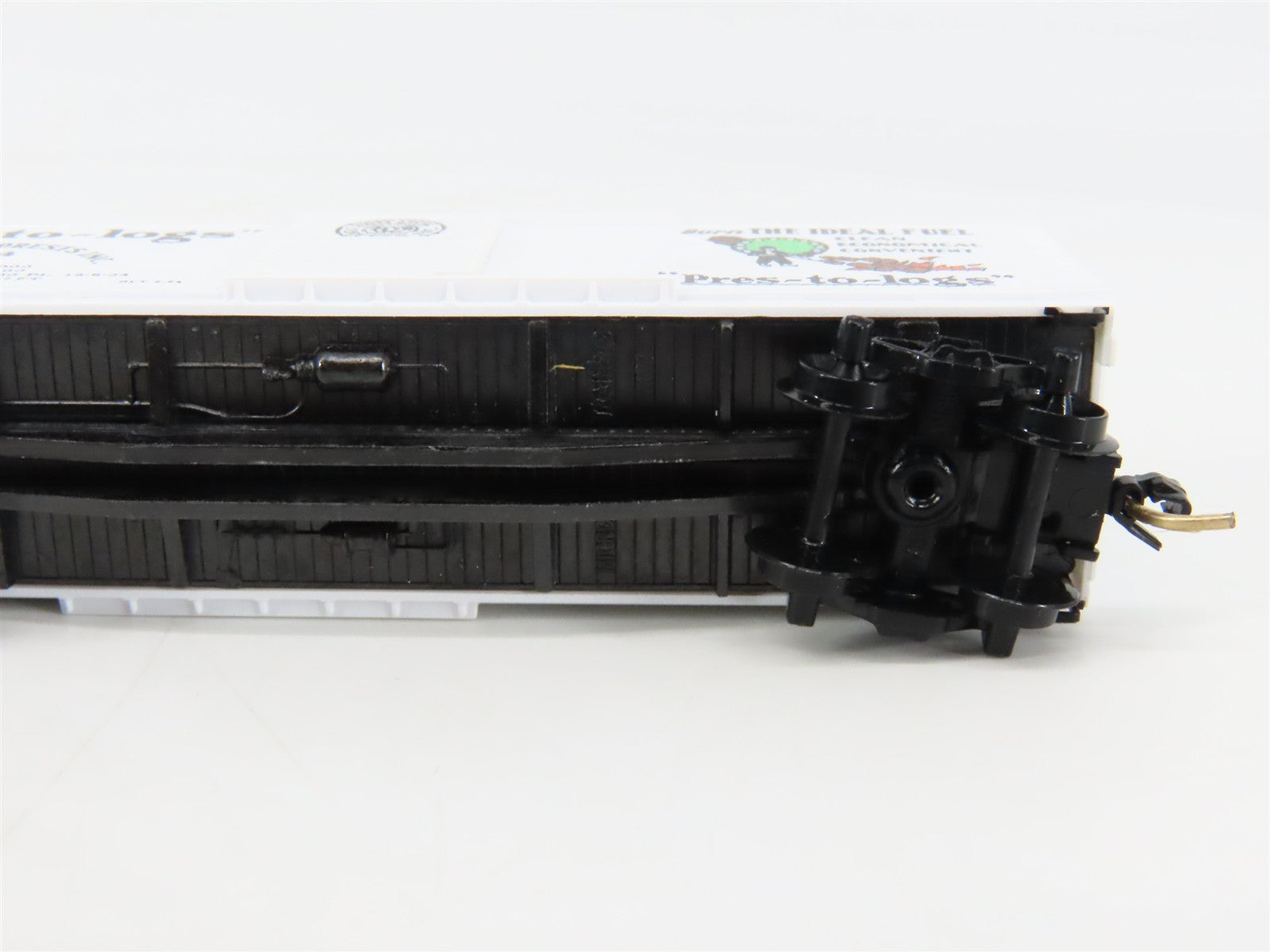 N Scale Micro-Trains 42060 Potlatch Forests Inc. 40' Box Car 424 RTR