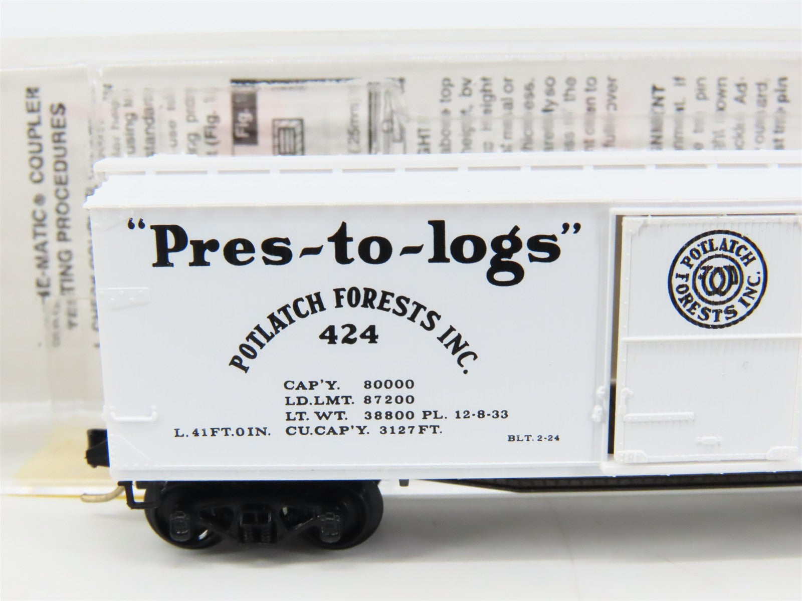 N Scale Micro-Trains 42060 PFI Potlatch Forests Inc. 40' Box Car 424 RTR