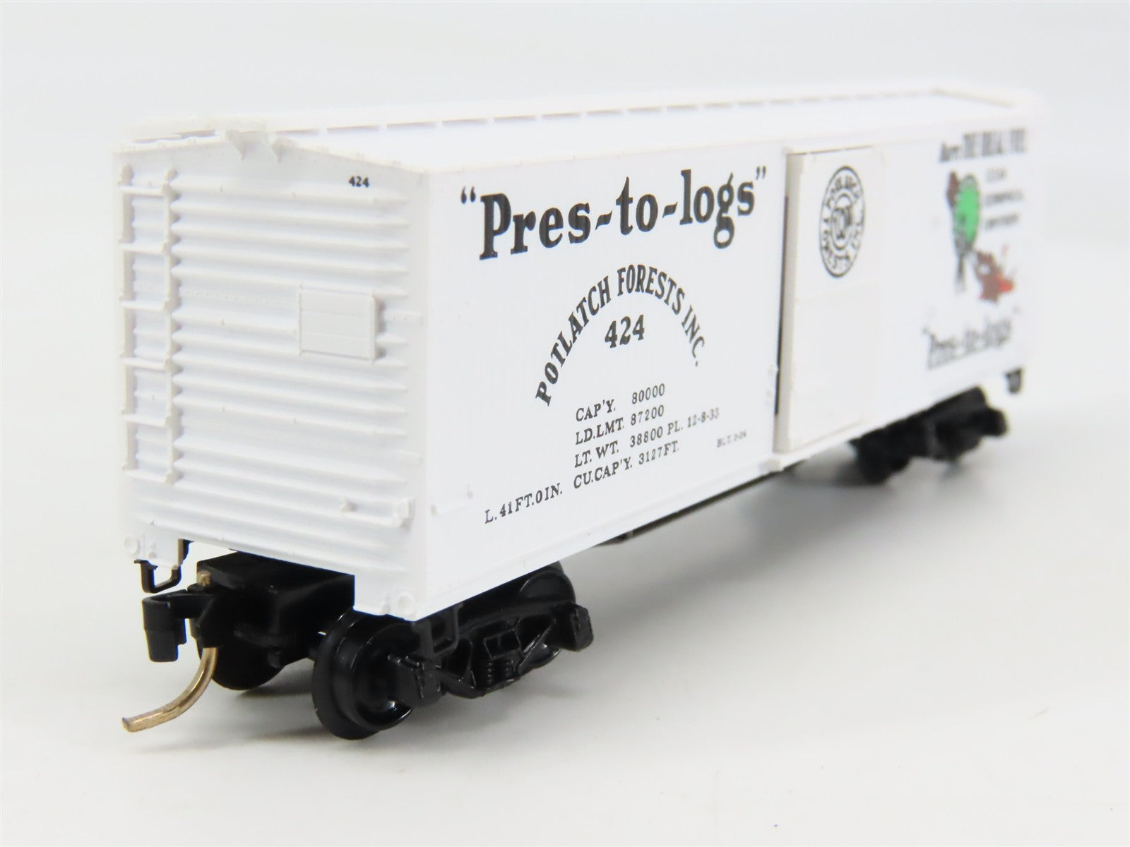 N Scale Micro-Trains 42060 PFI Potlatch Forests Inc. 40' Box Car 424 RTR