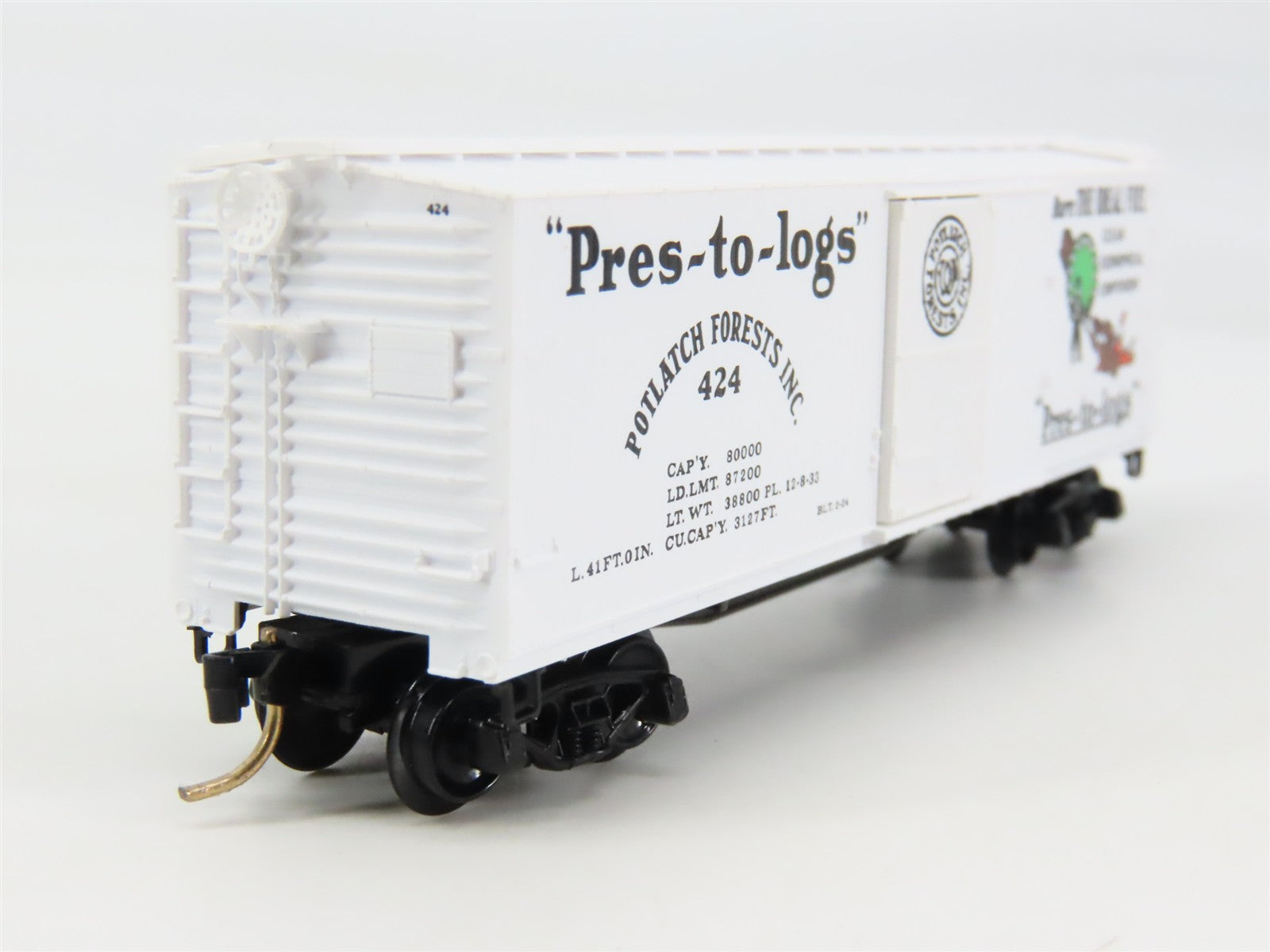 N Scale Micro-Trains 42060 PFI Potlatch Forests Inc. 40' Box Car 424 RTR