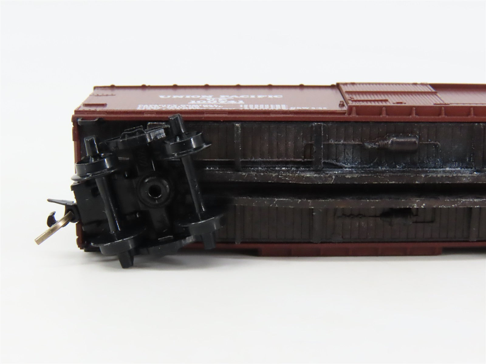 N Kadee / Micro-Trains Line 42070 UP Union Pacific Overland 40' Box Car #100741