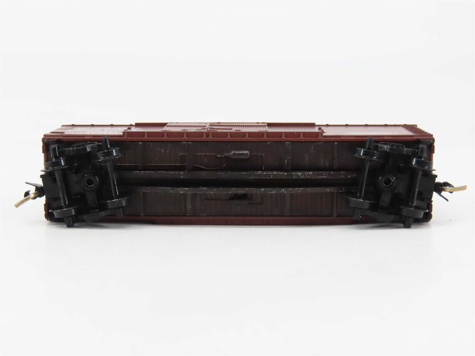N Scale Kadee Micro-Trains 43030 UP Union Pacific 40' Automobile Boxcar #170741