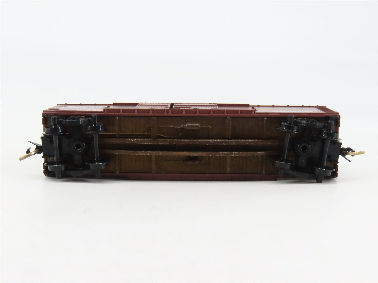N Scale Kadee Micro-Trains 43030 UP Union Pacific 40' Automobile Boxcar #170741