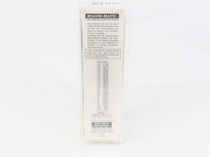 N Scale Micro-Trains 43040 GN Great Northern 40' Box Car 3345 RTR