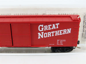 N Scale Micro-Trains 43040 GN Great Northern 40' Box Car 3345 RTR