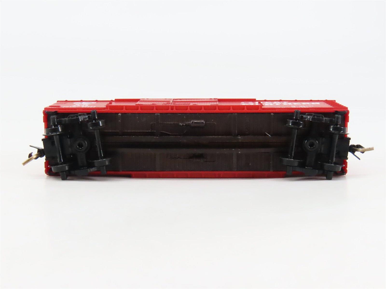 N Scale Micro-Trains 43040 GN Great Northern 40' Box Car 3345 RTR