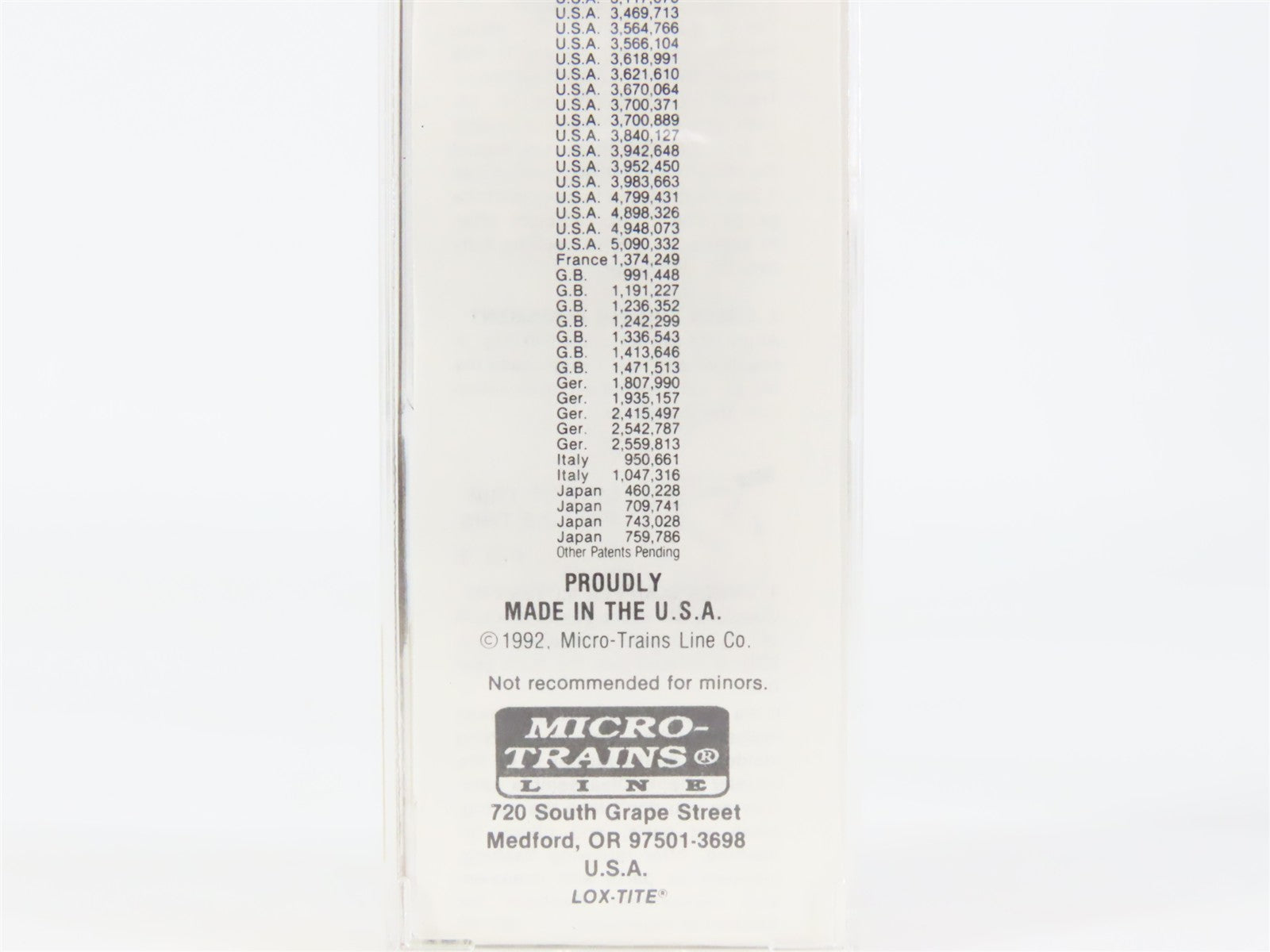 N Scale Micro-Trains 43040 GN Great Northern 40' Box Car 3345 RTR