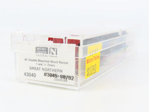 N Scale Micro-Trains 43040 GN Great Northern 40' Box Car 3345 RTR