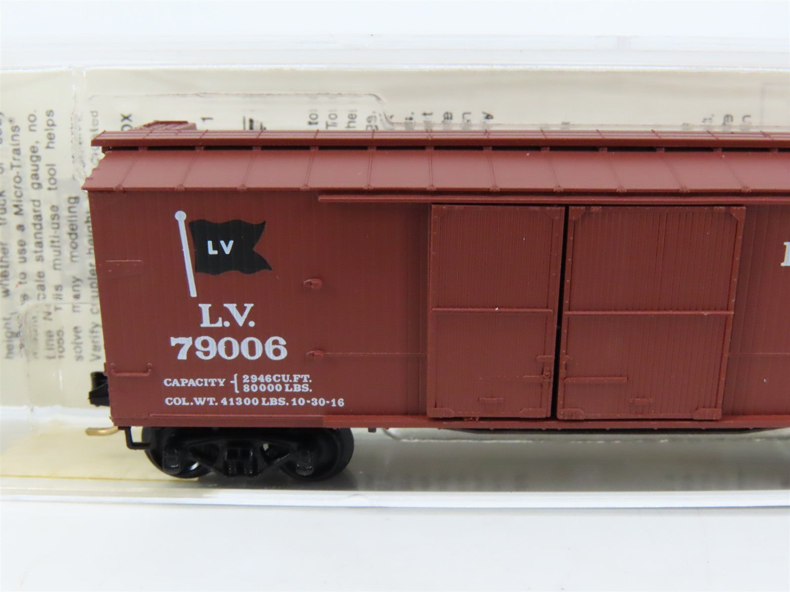 N Scale Micro-Trains 43050 LV Lehigh Valley 40' Automobile Box Car #79006