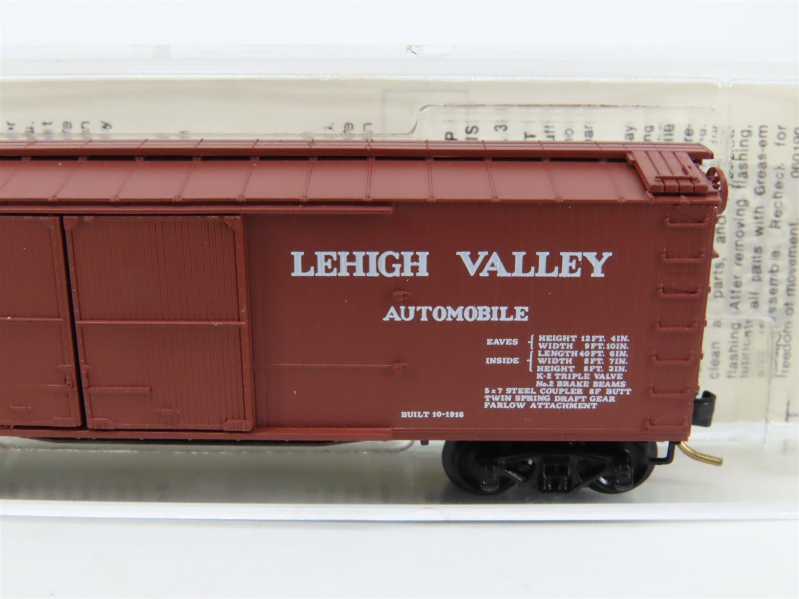 N Scale Micro-Trains 43050 LV Lehigh Valley 40' Automobile Box Car #79006