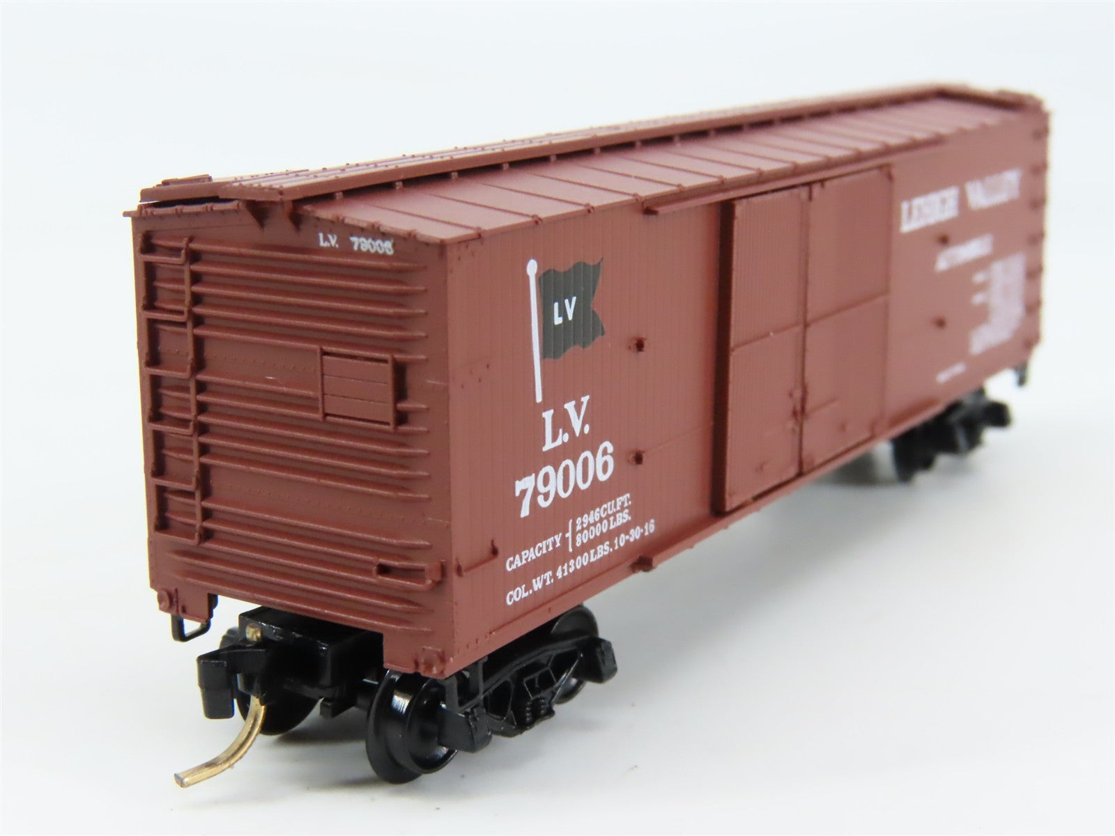 N Scale Micro-Trains 43050 LV Lehigh Valley 40' Automobile Box Car #79006