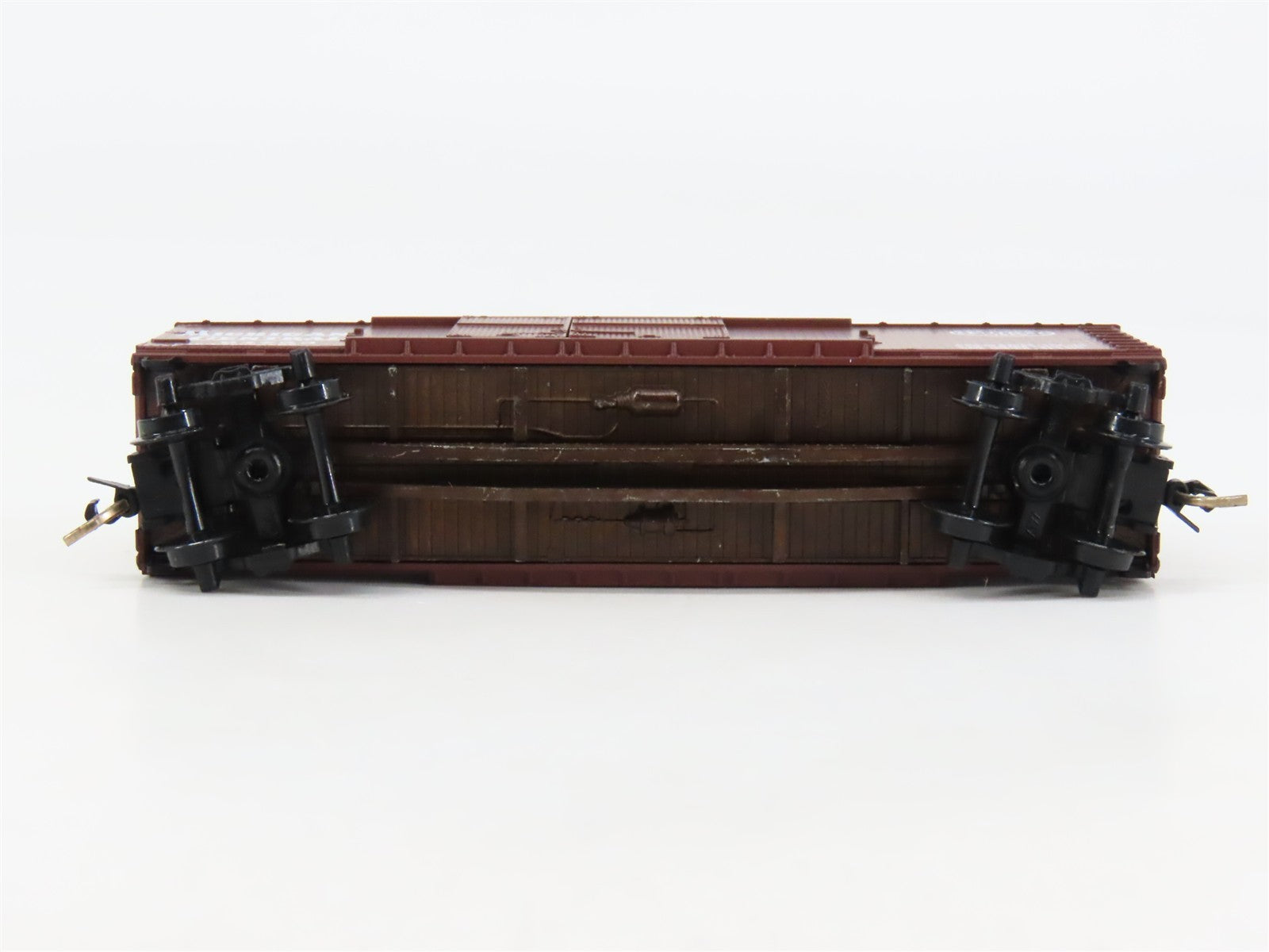 N Scale Micro-Trains 43060 NYC Michigan Central 40' Box Car #64753 RTR